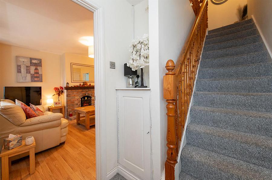 5 Summerhill Green