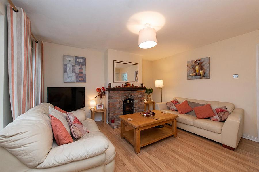 5 Summerhill Green