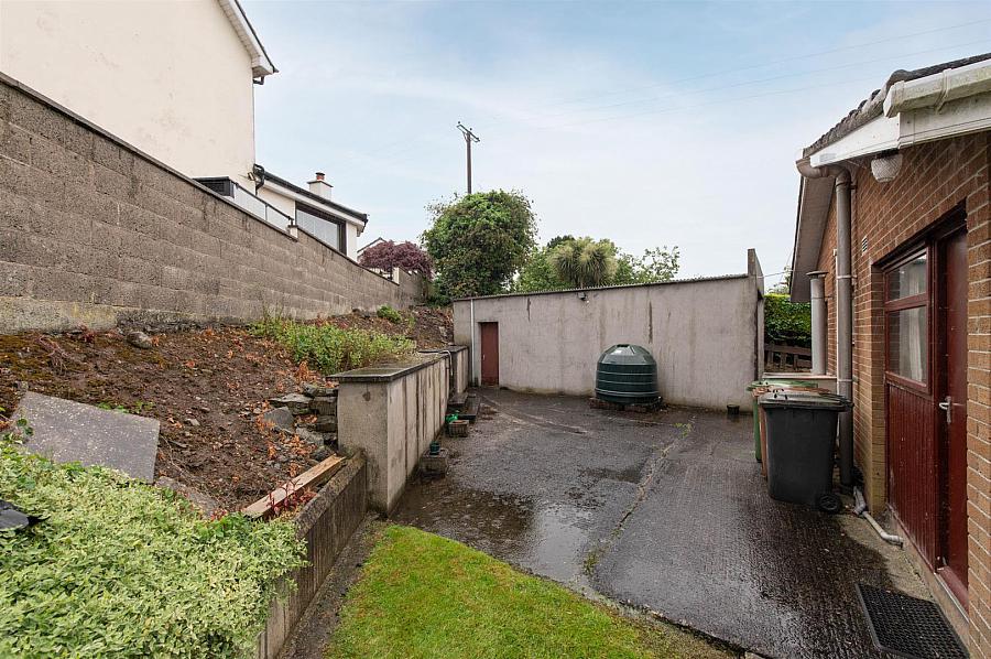 2 Blackbridge Road
