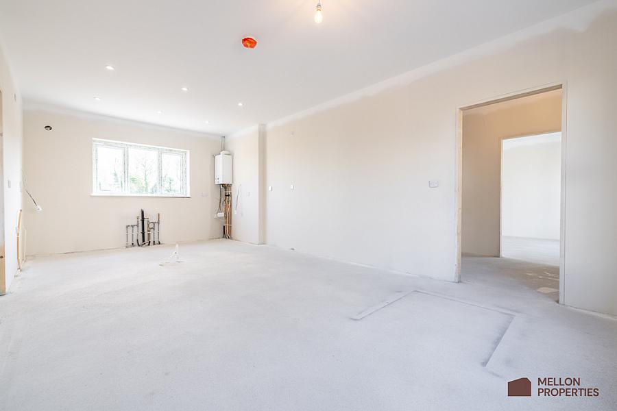 5 Dergmoney Manor