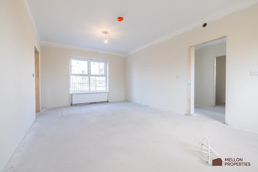 5 Dergmoney Manor