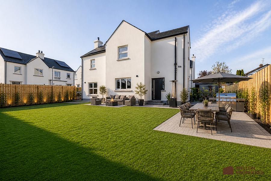 5 Dergmoney Manor