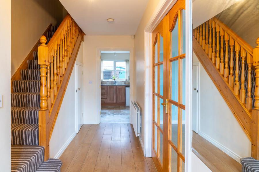 62 Silverwood Leaves