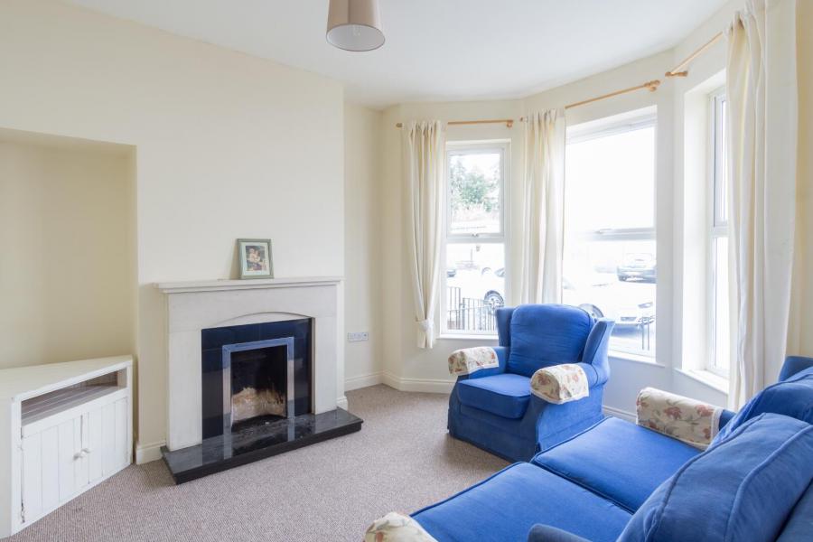 7 Windsor Avenue Place