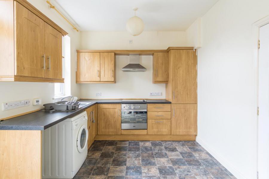 7 Windsor Avenue Place