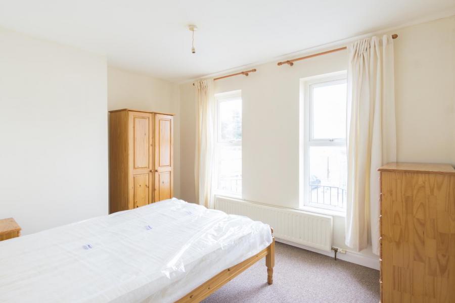 7 Windsor Avenue Place