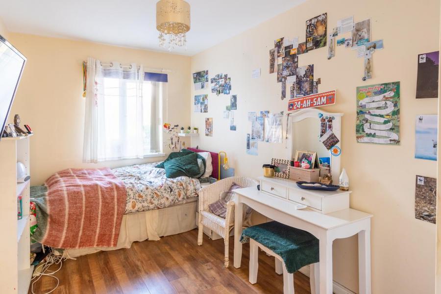 169 Charlestown Road