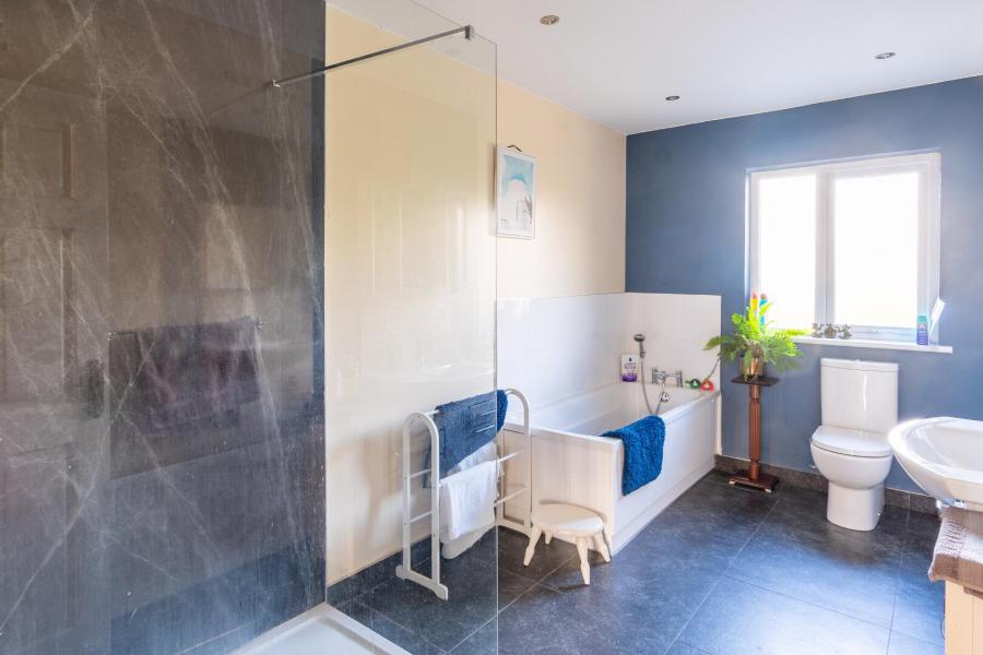 169 Charlestown Road