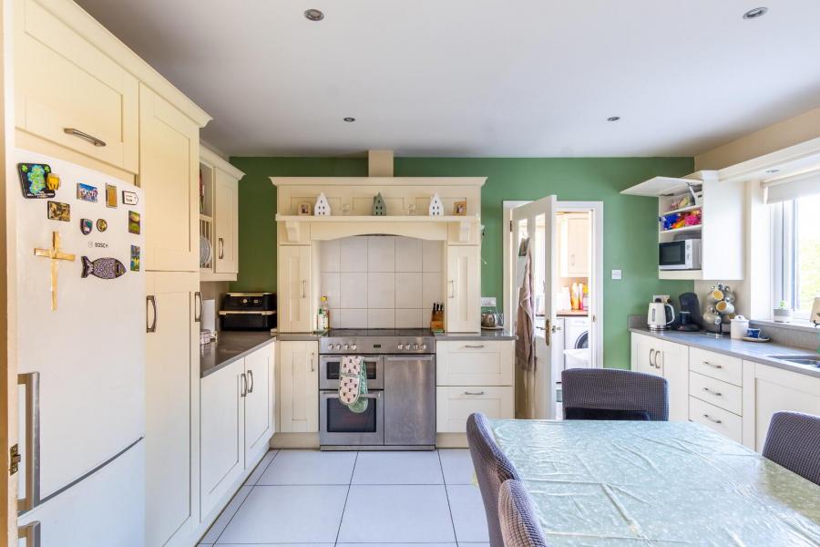 169 Charlestown Road