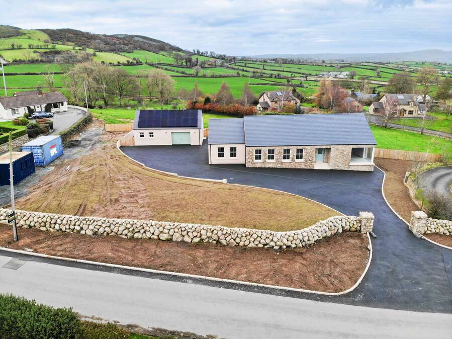 35 Lisnacroppin Road