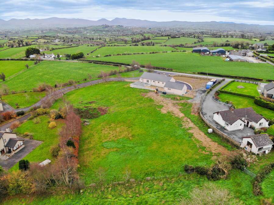 35 Lisnacroppin Road