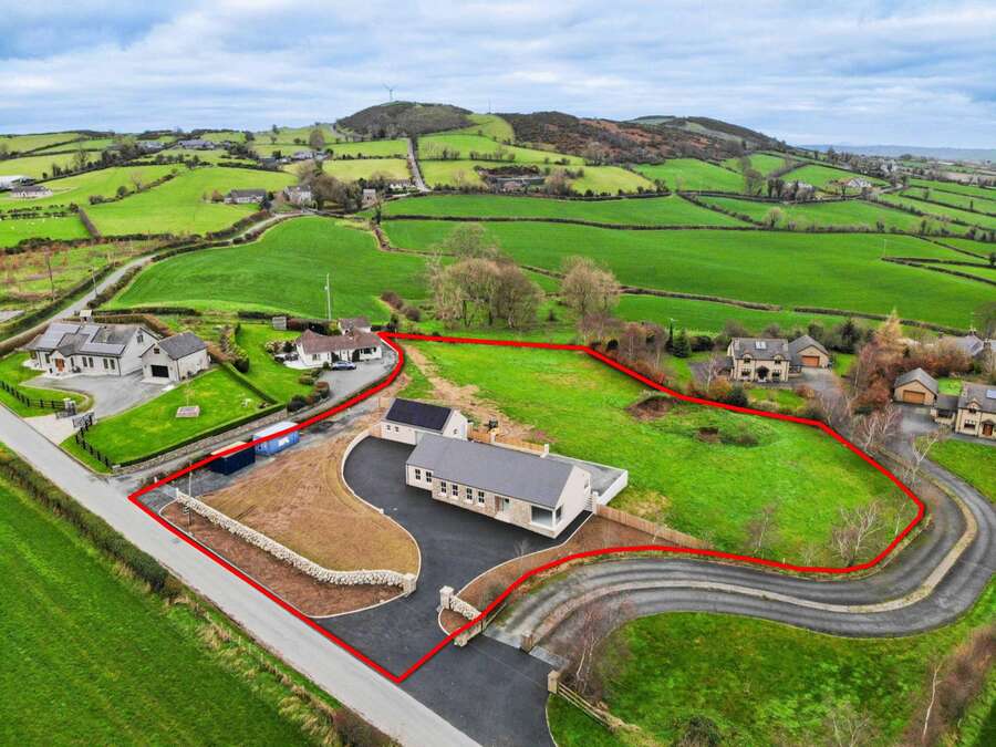 35 Lisnacroppin Road