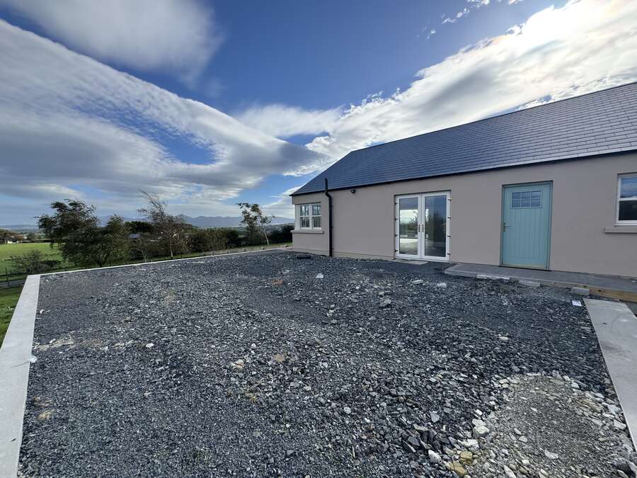 35 Lisnacroppin Road