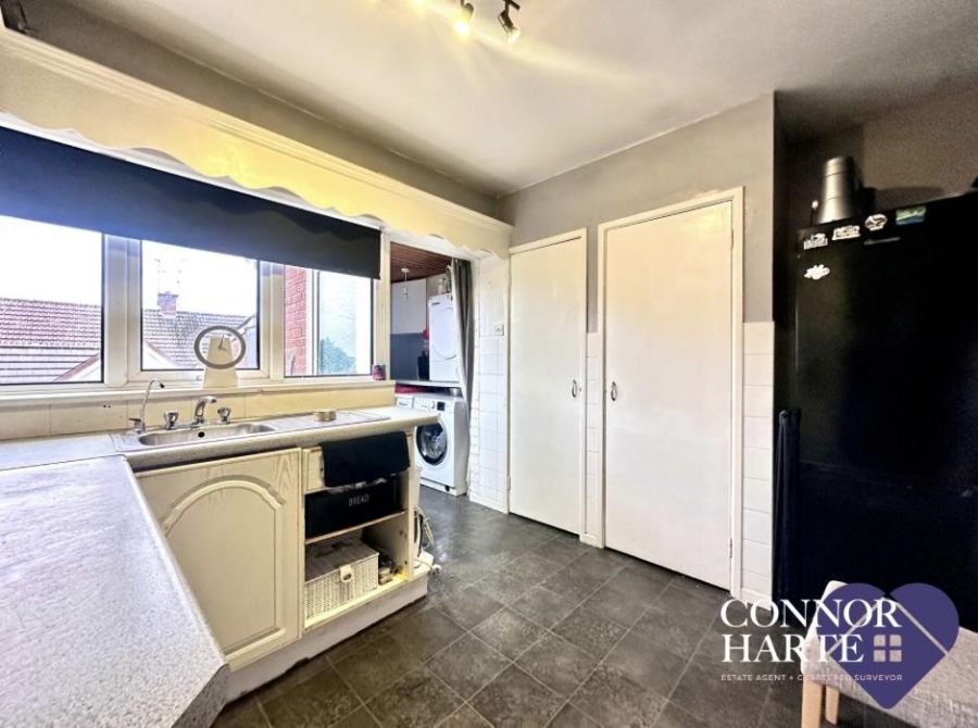 12 Westland Crescent