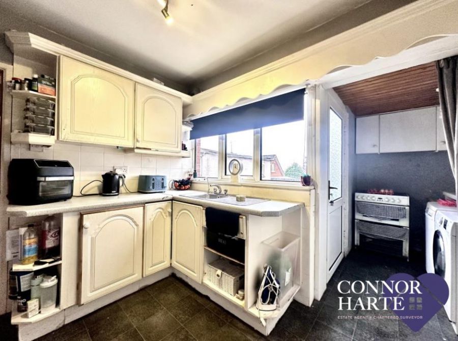 12 Westland Crescent