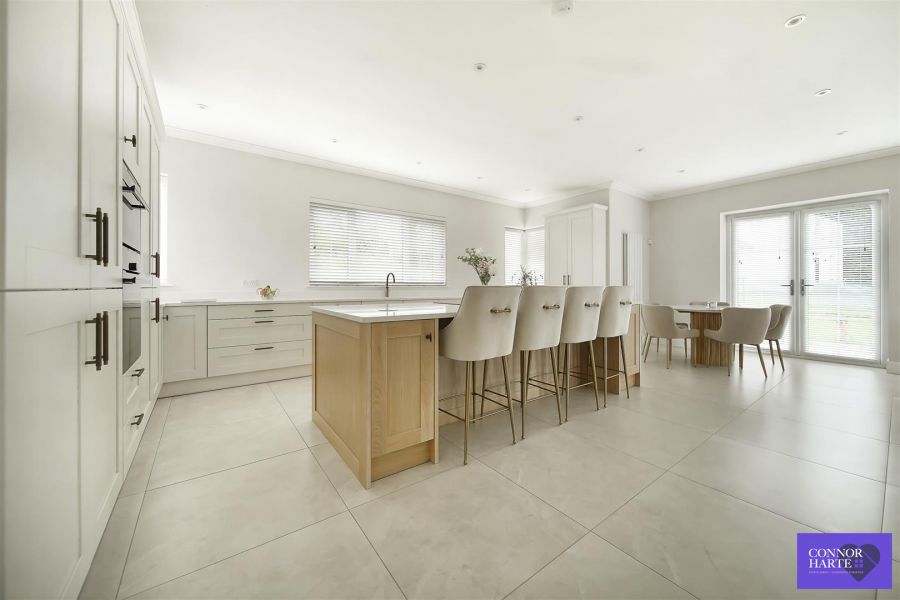 6 Ardcumber Road