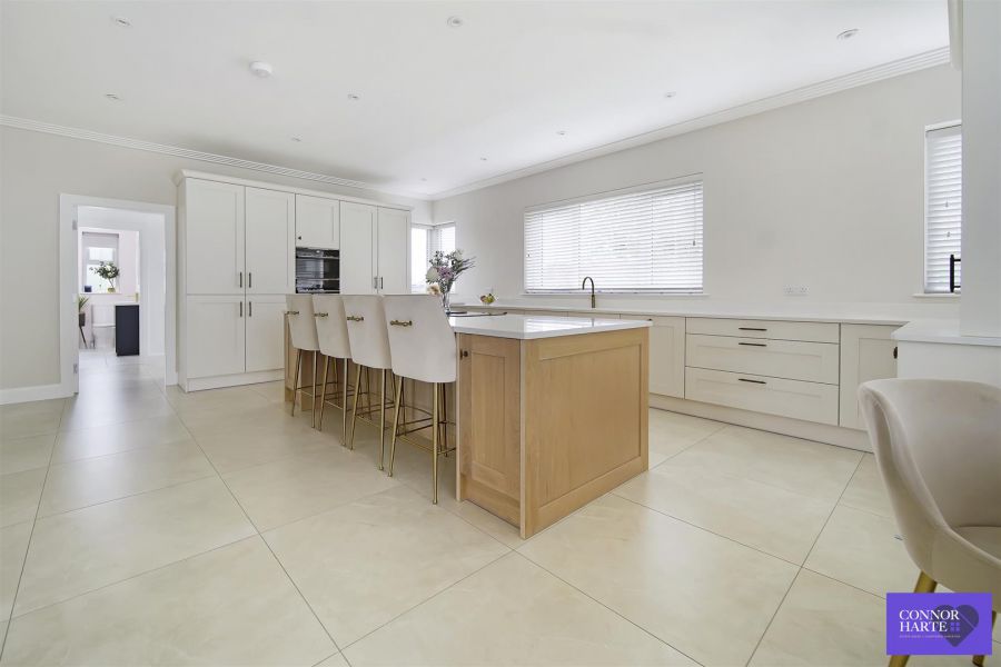 6 Ardcumber Road