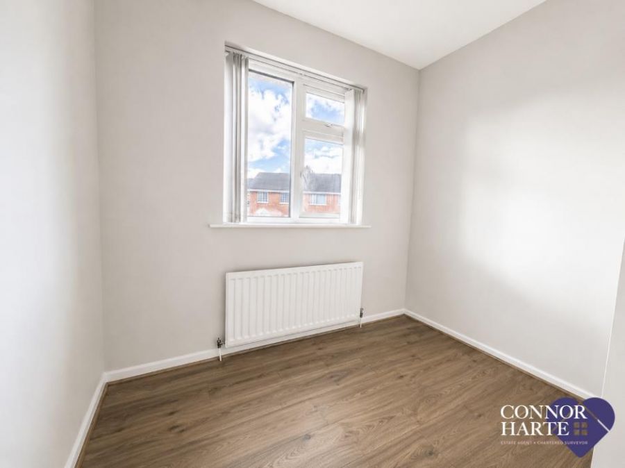 19 Collingwood Avenue
