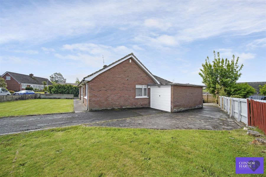 6 Westland Crescent