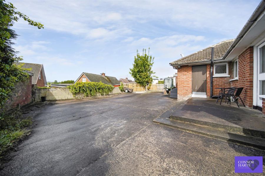 6 Westland Crescent