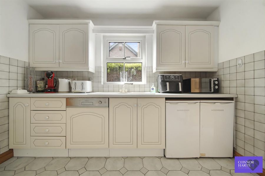 3 Glenwood Crest