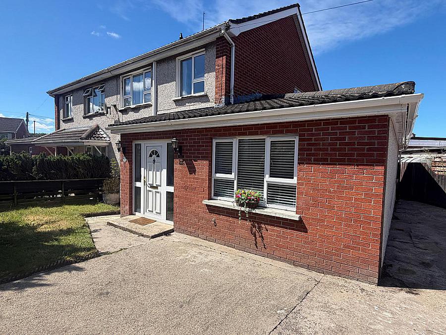 38 Enagh Park