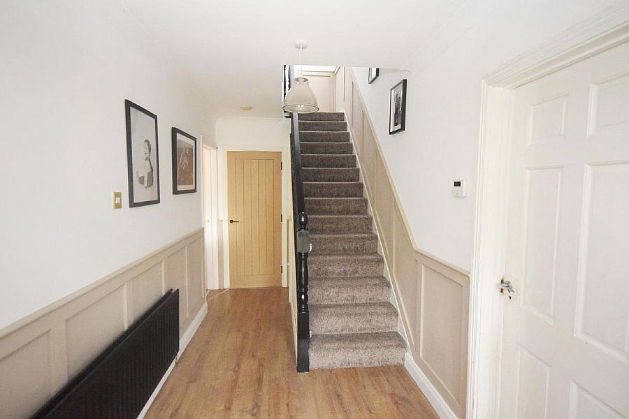 38 Enagh Park
