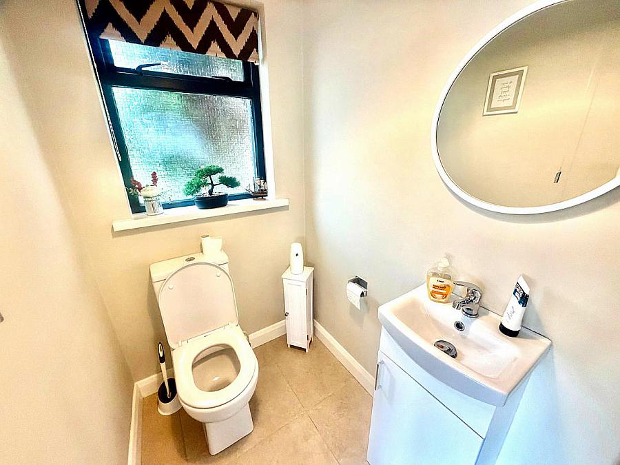 111 Whitehill Park