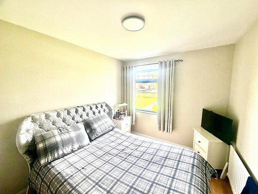 111 Whitehill Park