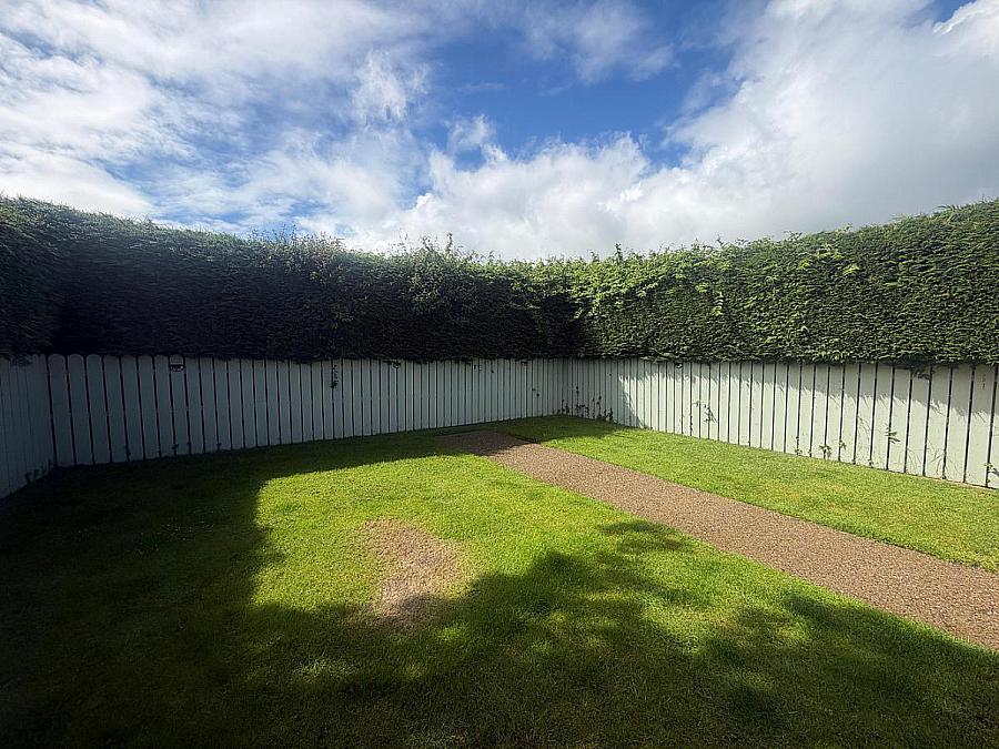 111 Whitehill Park