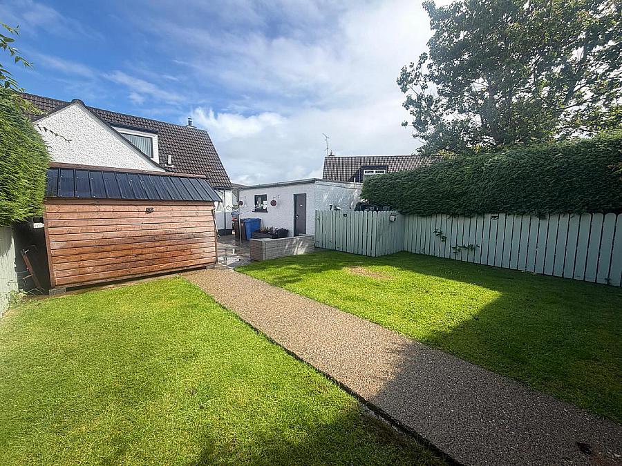 111 Whitehill Park