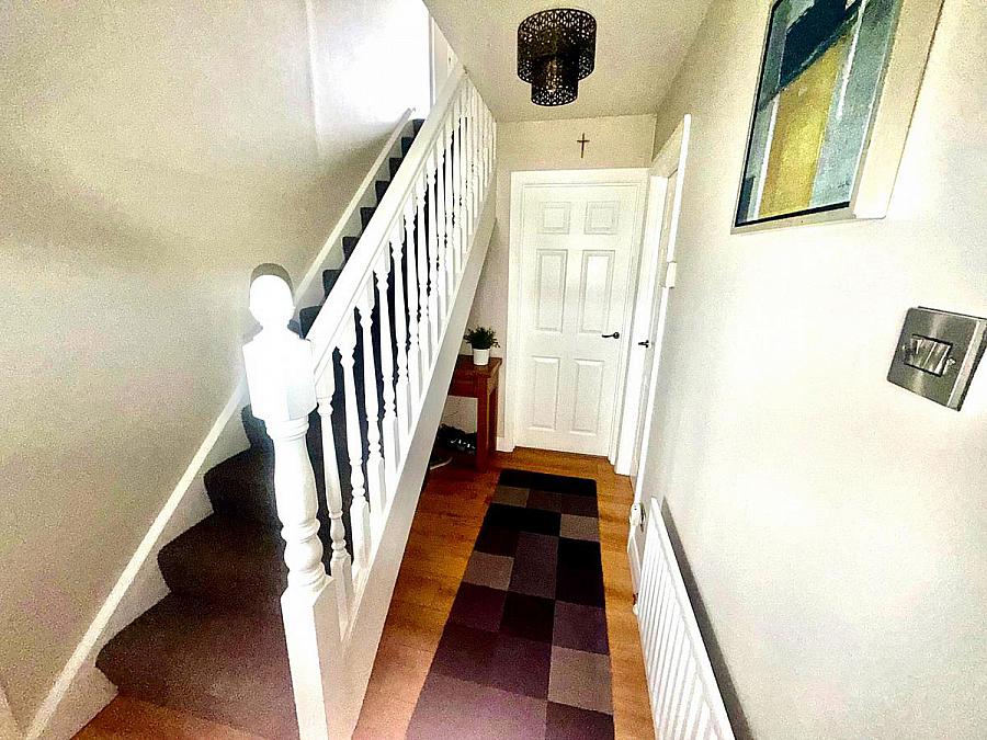 111 Whitehill Park