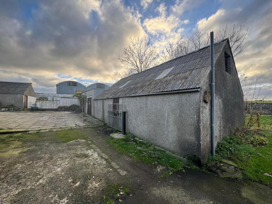 59 Carncullough Road