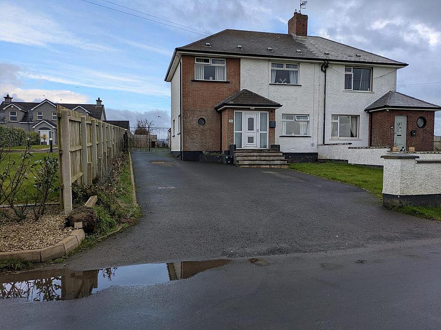 144 Carrowclare Road