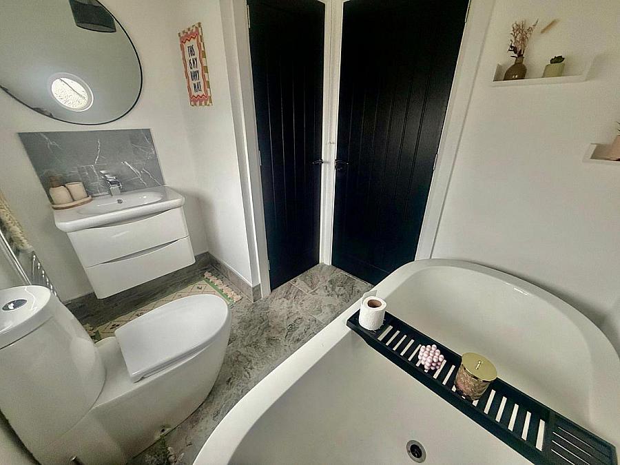 144 Carrowclare Road