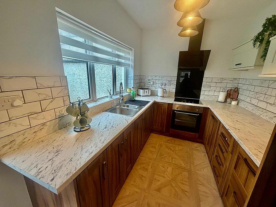 144 Carrowclare Road