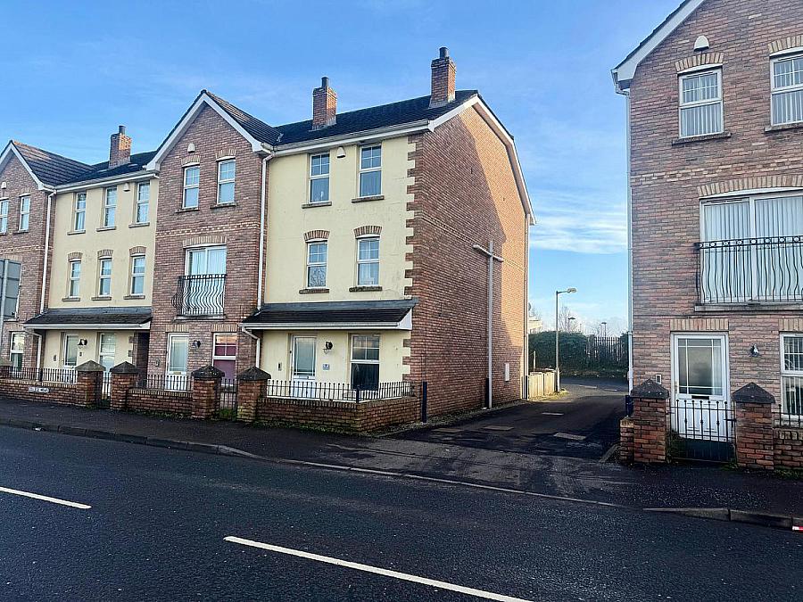 7 College Mews, Greystone Road