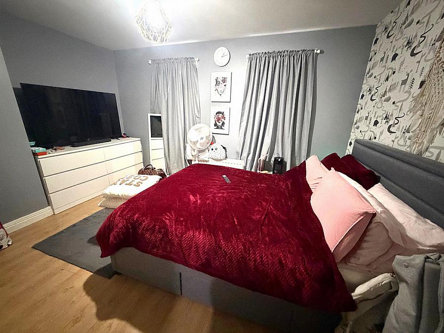 7 College Mews, Greystone Road