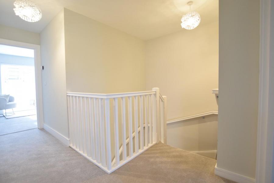 63, 63 Coolreaghs Manor