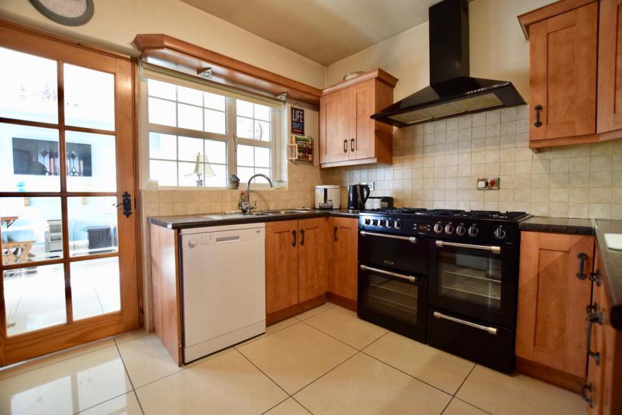 119 Westland Road South