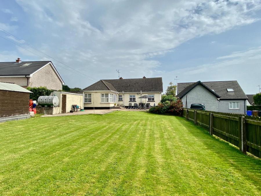 119 Westland Road South