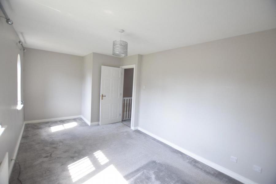 4 Westbury Crescent