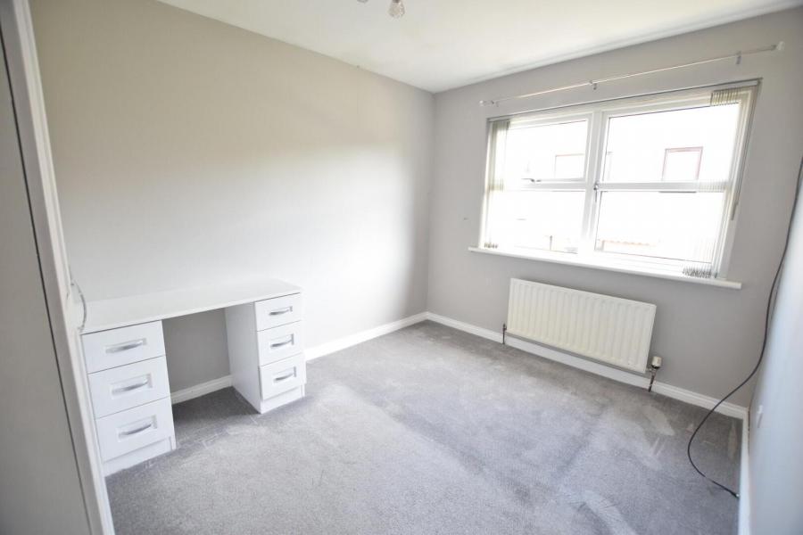 4 Westbury Crescent