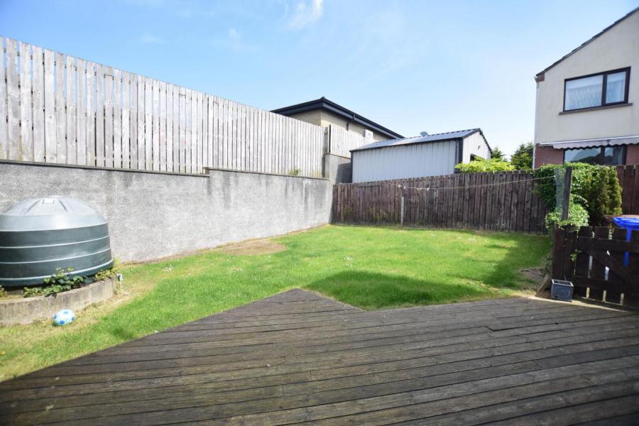 4 Westbury Crescent