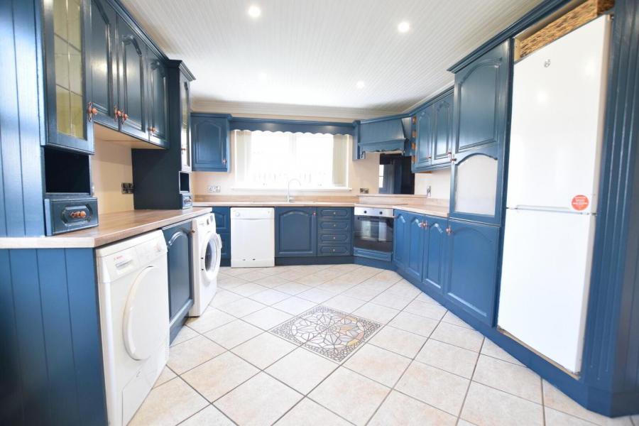 4 Westbury Crescent