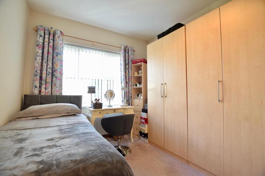 119 Westland Road South