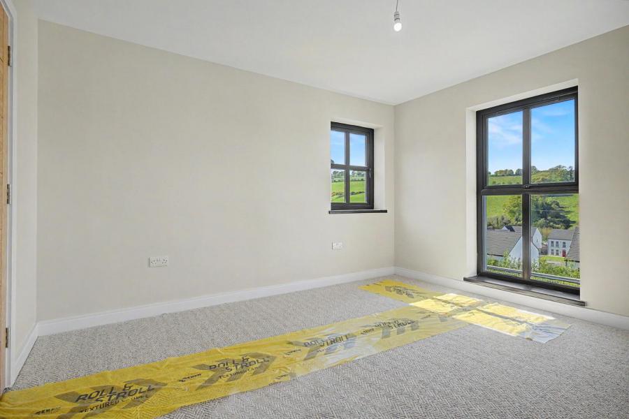 1, Tullyally Road, Waterside