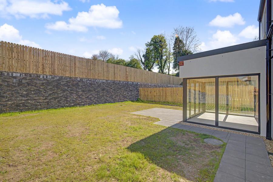 1, Tullyally Road, Waterside