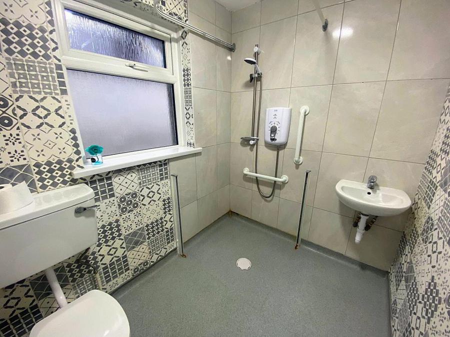 51 Ben Varden Avenue