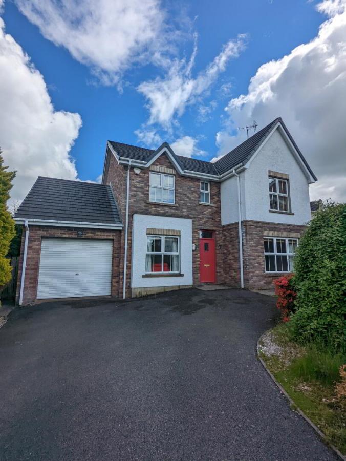 58 Waterfoot Park